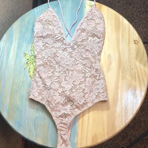 NWT Windsor ~ Lace Nude bodysuit